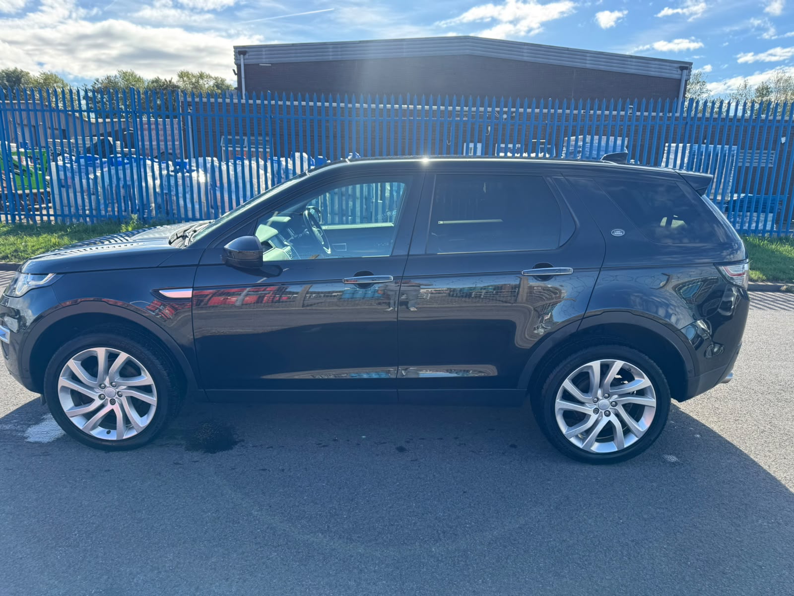 LAND ROVER LAND ROVER DISCOVERY SPORT Diesel 1999cc Black (2017)